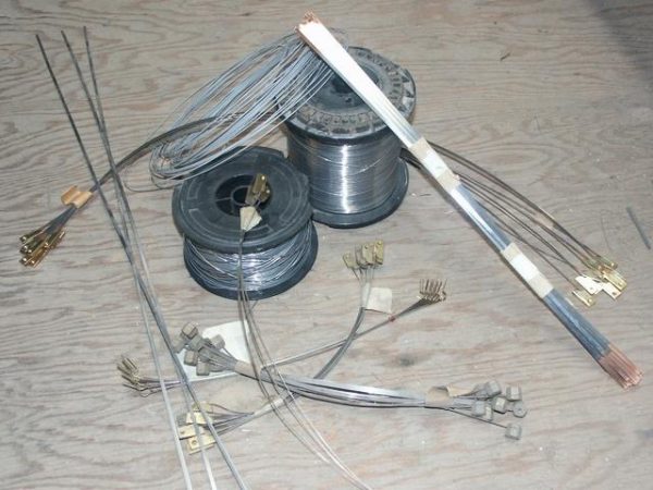 Sealwires